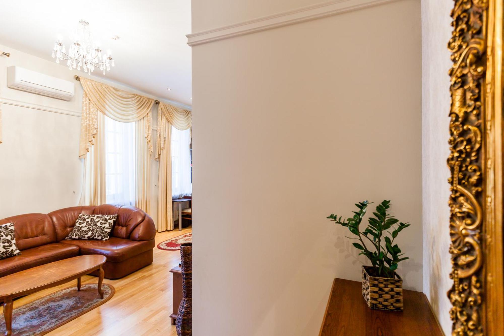 Central Apartments 2 X Free Parking X Self Check-In 24H By H&H VNO Extérieur photo